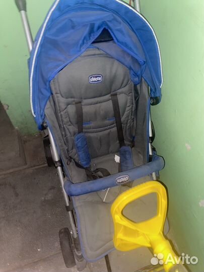 Прогулочная коляска