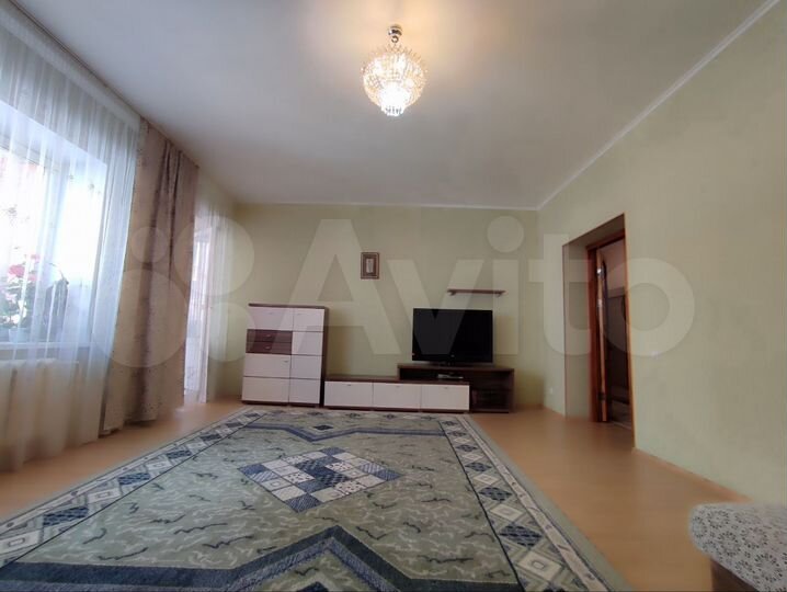 3-к. квартира, 100,8 м², 3/5 эт.