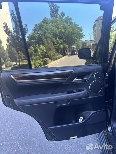 Lexus LX 5.7 AT, 2019, 39 000 км