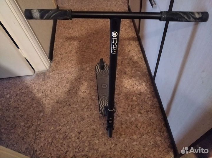 Трюковой самокат