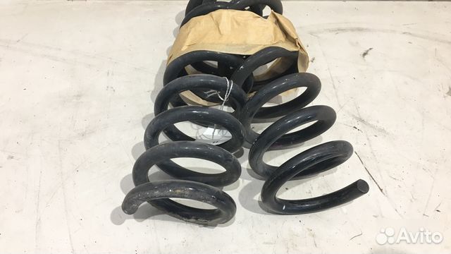 Пружина Mercedes C180 W204 271.820 2011