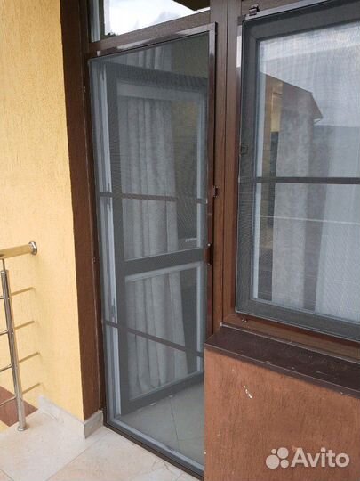 Сетка на окно москитная