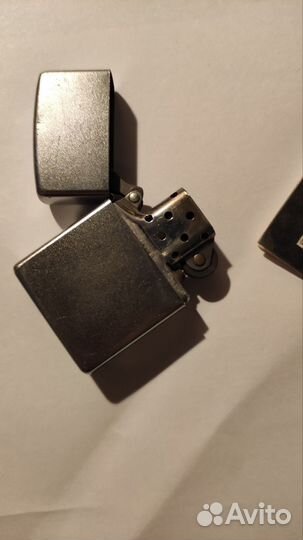 Зажигалка бензиновая zippo