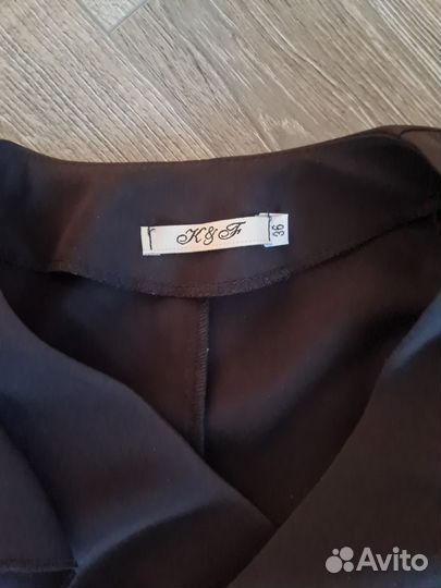 Костюм нарядный брючный для девочки 140