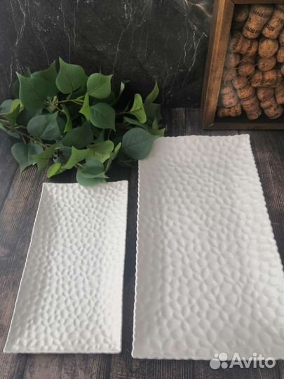 Набор сервировочных блюд для праздничного стола