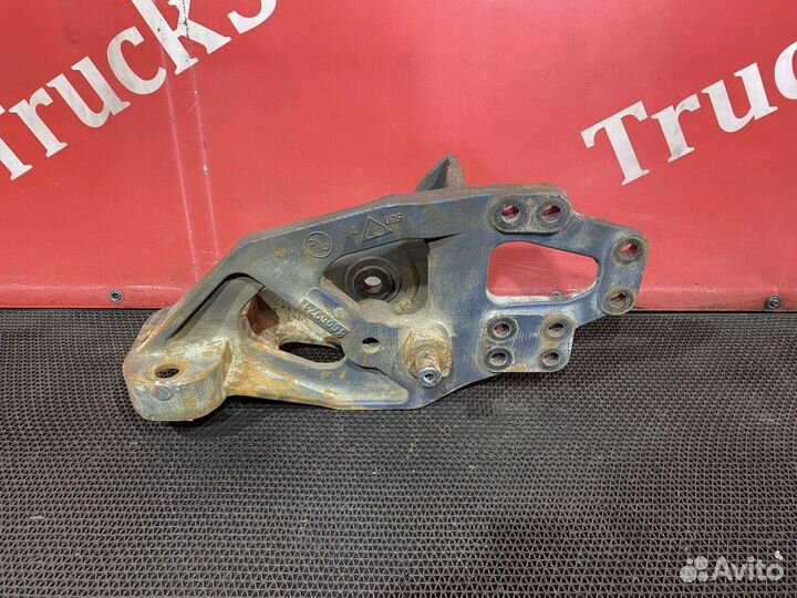 Кронштейн рессоры передней правый