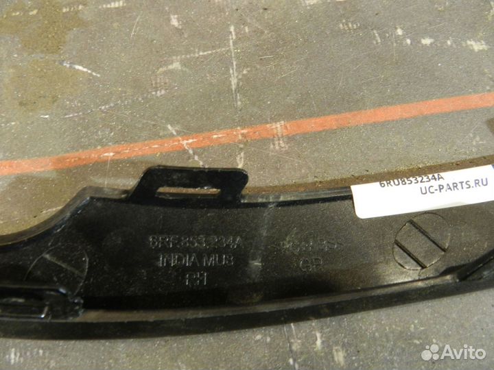 Молдинг накладки фары - Volkswagen Polo