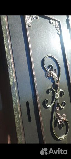 Дверь входная металлическая
