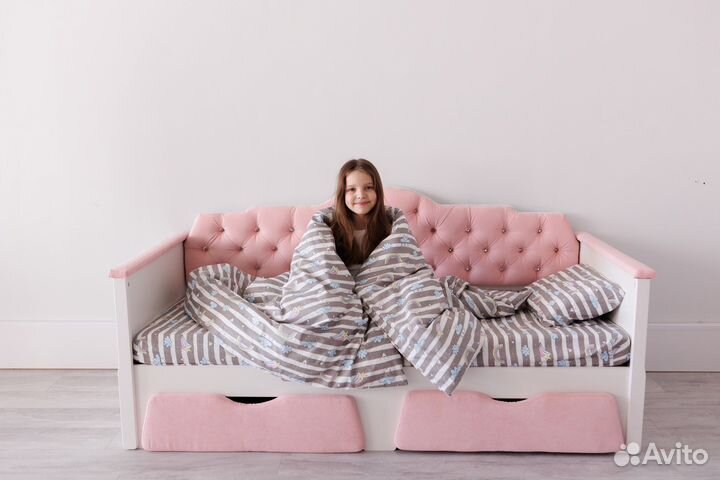 Детская кровать с каретной стяжкой