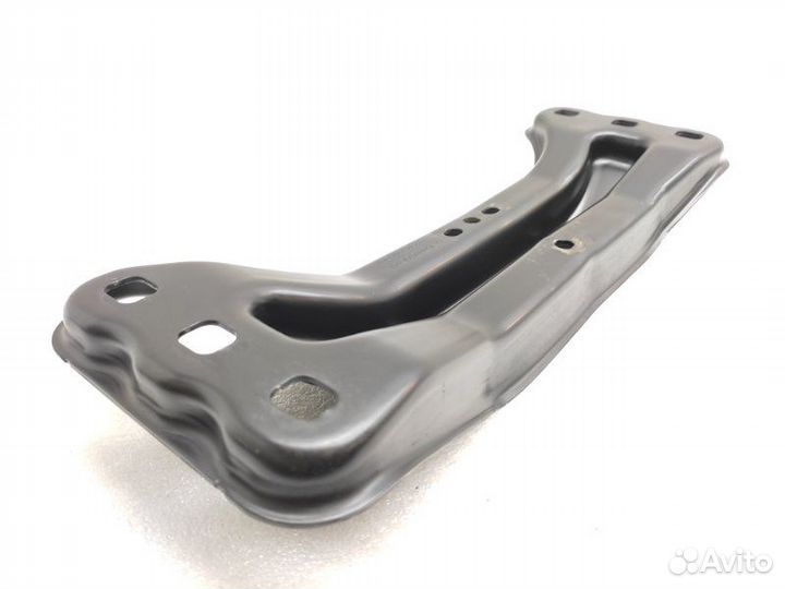 Кронштейн кпп Mercedes-Benz C-Class W204 1.8 2011