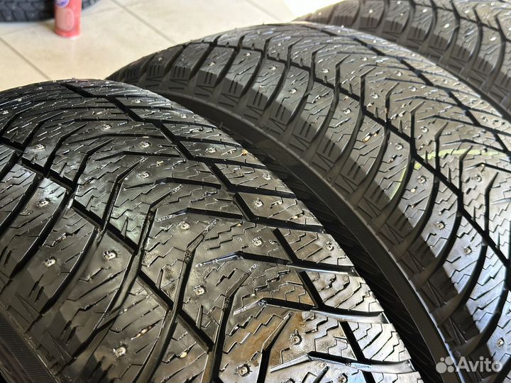 Yokohama Ice Guard IG65 235/50 R18