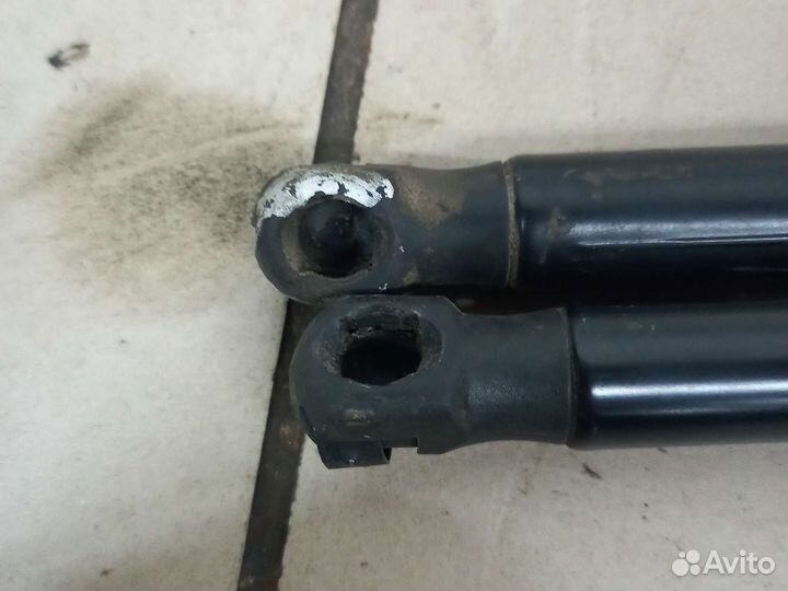 Комплект газовых упоров капота Опель Астра Н