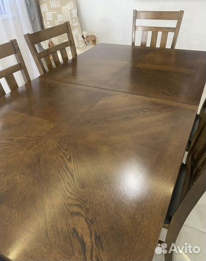 Стол и 6 стульев
