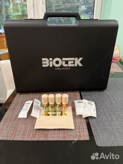 Машинка для перманентного макияжа biotek