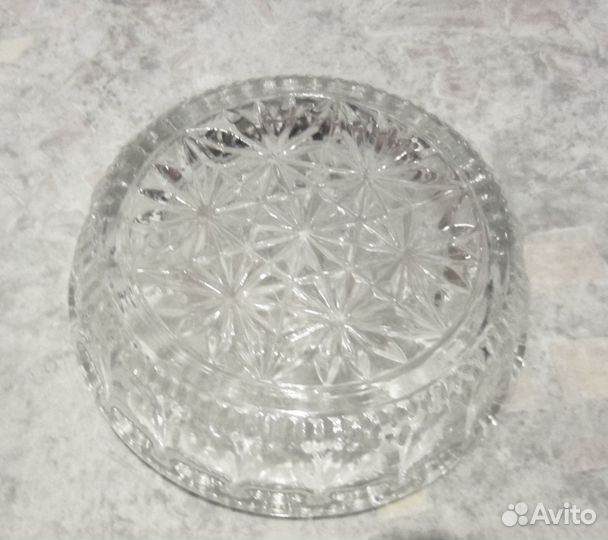 Хрустальная сахарница