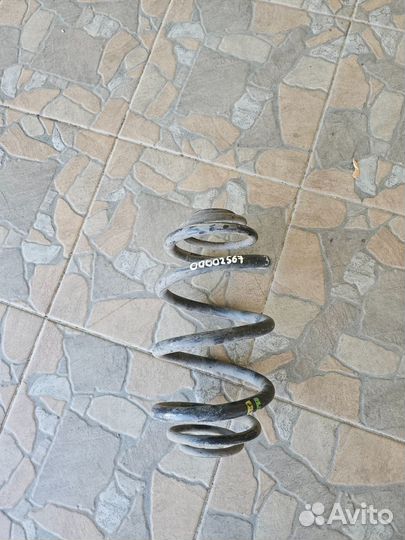 Задняя пружина Renault Trafic / Opel Vivaro