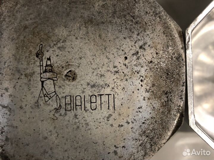 Гейзерная кофеварка bialetti