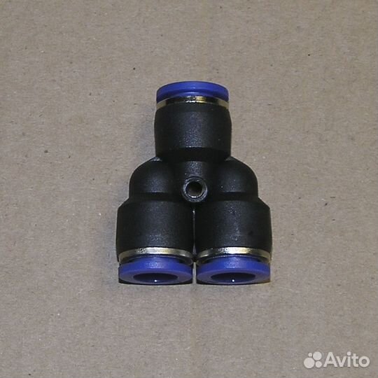 Фитинг тройник д.10*10*10 пвх Y-образный