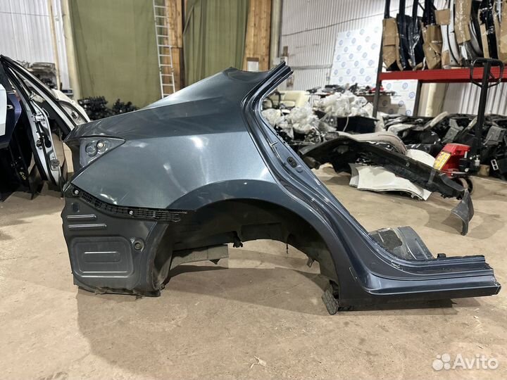 Крыло заднее правое четверть Toyota Corolla E180