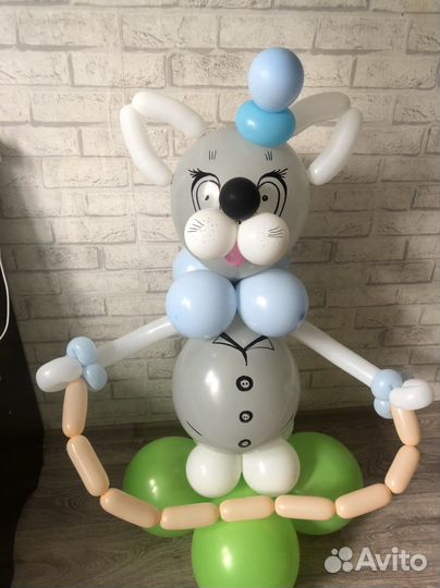 Оригинальный подарок кот из шаров