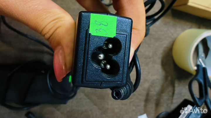 Зарядное устройство для ноутбука