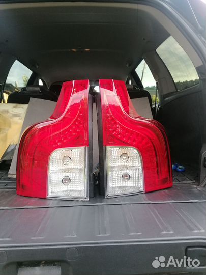 Задние фонари на volvo xc90