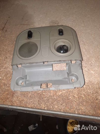 Renault Laguna 1 плафон салона