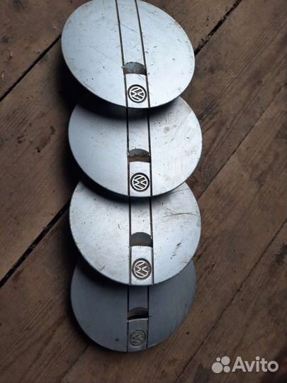 Колпак ступицы крышка Volkswagen Golf 2