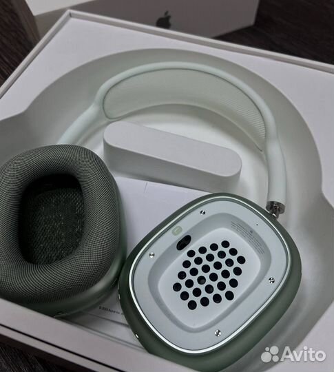 AirPods Max Green