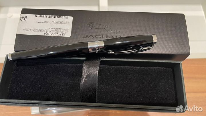 Шариковая ручка Jaguar