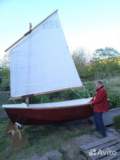 Лодка-швертбот, парусно-гребная