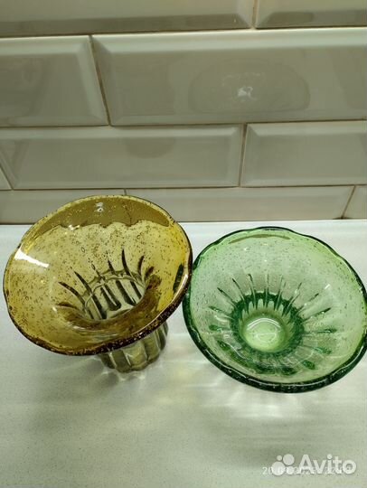 Вазы цветное гутное стекло. Бульгазе. Чехия