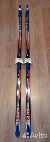 Беговые лыжи две пары