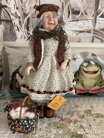 Фарфоровая кукла 42 см Rf Collection