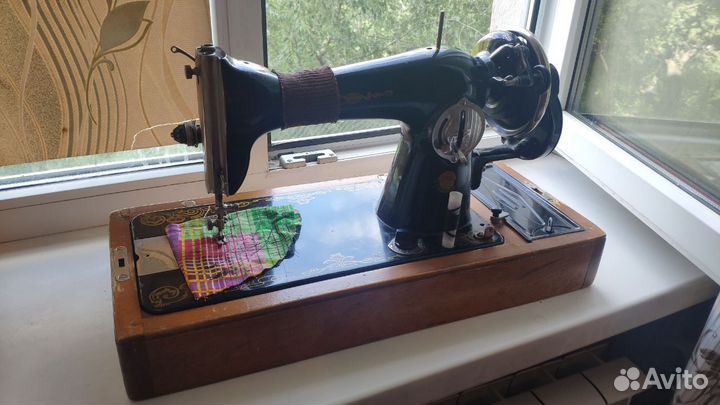 Швейная машинка Подольск 2М