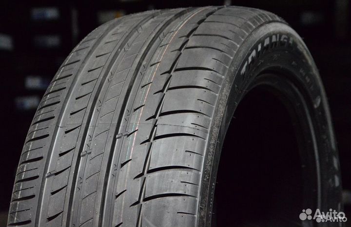 Triangle Sports TH201 275/40 R20 106Y