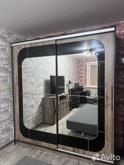Шкаф купе с зеркалом бу