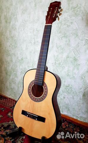 Гитара новая