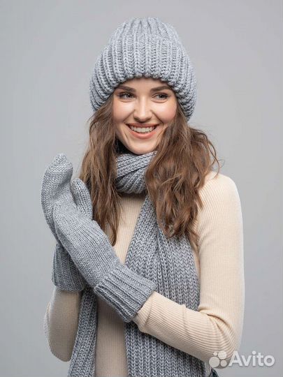 Шапка с шарфом зимняя женская