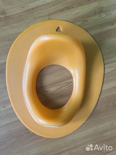 Продам детское сиденье на унитаз