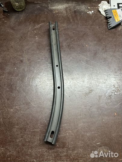 Кронштейн спойлера Scania 6 2307513