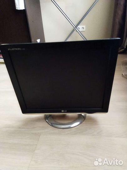 Монитор LG flatron L1740B