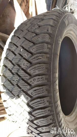 Aderenza ADZA2 215/55 R16