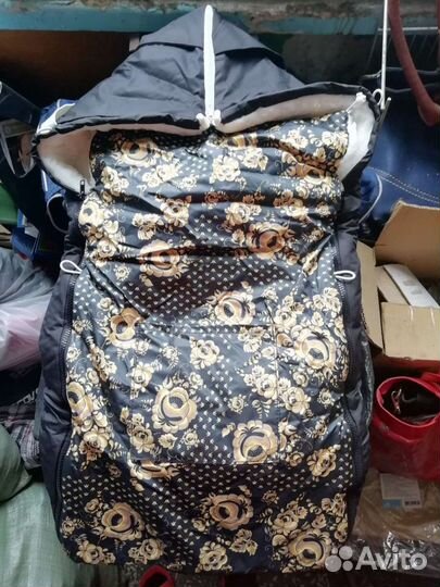 Комплект из конверта для новорожденных и муфты