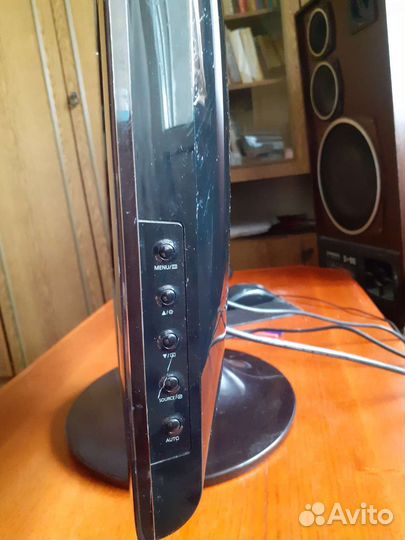 Монитор 24 дюйма Samsung SungMaster T240 Ful HD