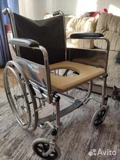 Инвалидная коляска