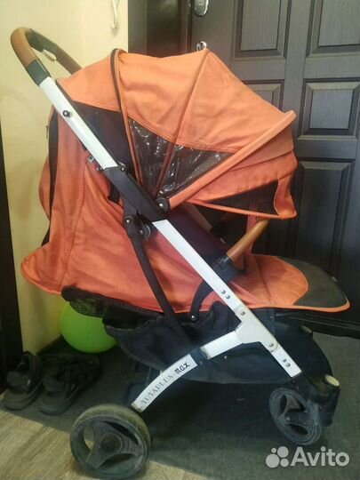Прогулочная коляска бу