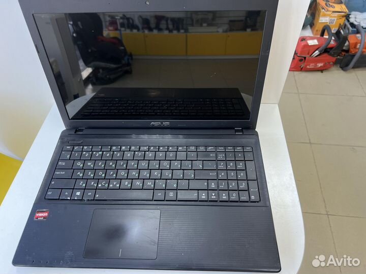 Ноутбук asus X55U (с1)