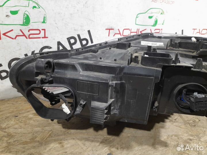 Фара правая BMW X2 F39 (2017+)