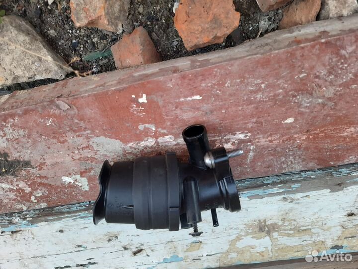 Патрубок турбины volkswagen golf 6